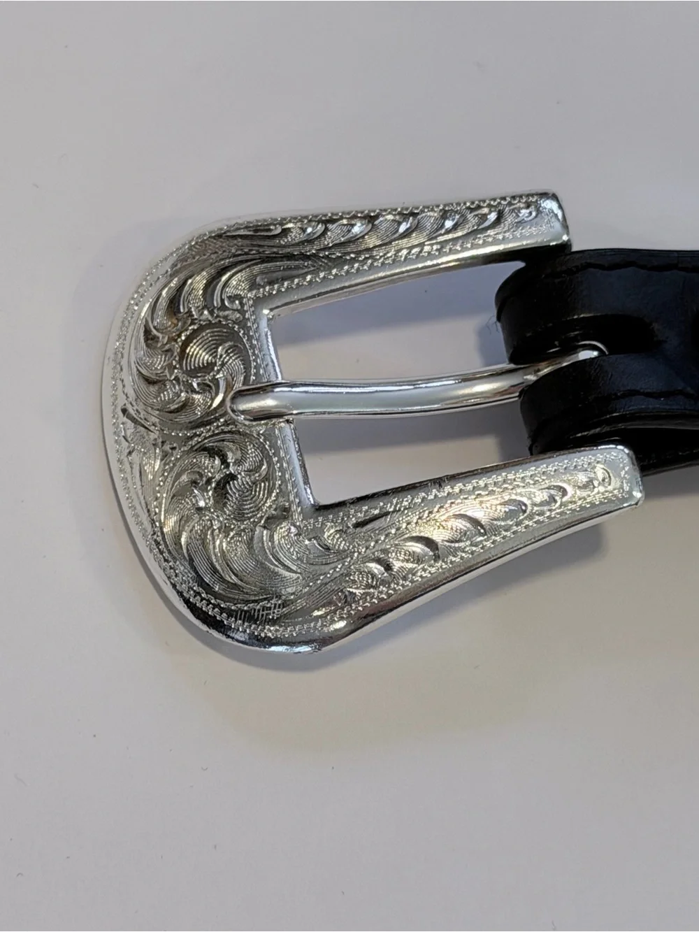 Western Genuine Leather Black Concho Belt Silver Heart Buckle Engraved Size 34